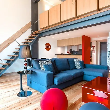 Modern Loft With Sunny 130sqm Terrace! Appartamento