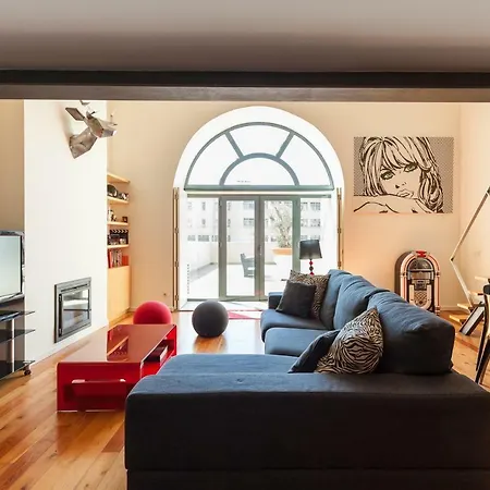 Modern Loft With Sunny 130sqm Terrace!