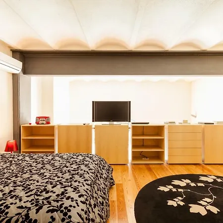 アパート Modern Loft With Sunny 130sqm Terrace! リスボン